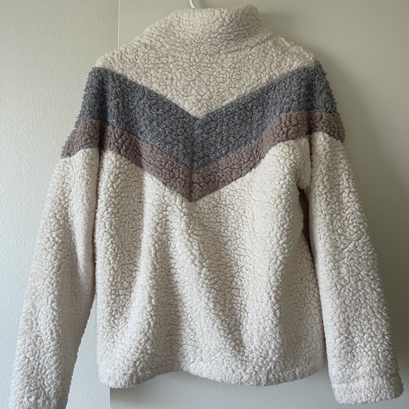 Harper Heritage Half-Zip Jacket (Francesca’s) - Picture 2 of 3